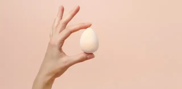Make-up-Schwamm reinigen: So bleibt er hygienisch & Hautprobleme aus