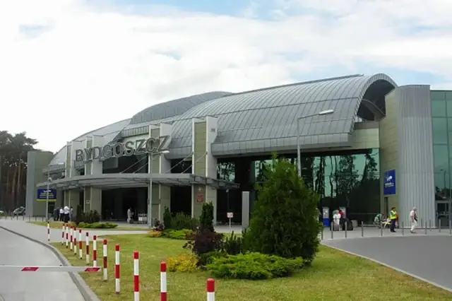 Ile kosztuje parking na lotnisku w Bydgoszczy? Sprawdź ceny i opcje