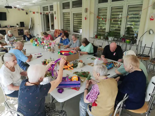 Zajęcia z seniorami: Odkryj pomysły na zdrowie i radość!