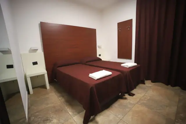 Tiby Hotel Modena: Guida Completa, Servizi e Recensioni