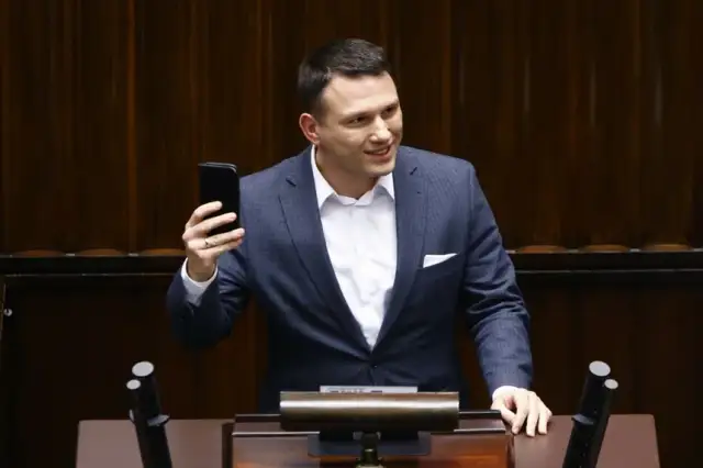 Mentzen: Dom za miliony, kryptowaluty i luksus. Co skrywa majątek?