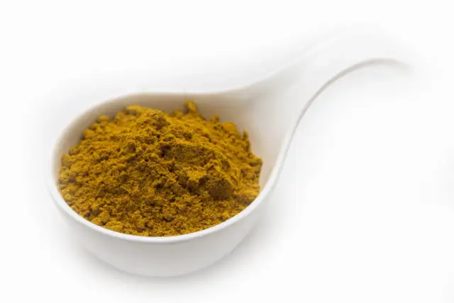 Curry: Zdrowy sekret? Poznaj korzyści i unikaj pułapek!