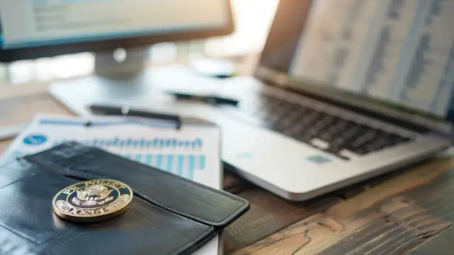 Test wiedzy o policji: Jakie pytania się pojawiają? Przykłady