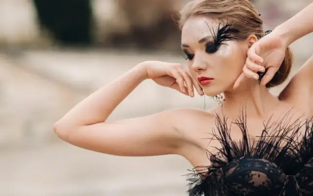 Czarny łabędź książka o czym jest - nieprzewidywalne zdarzenia i ich wpływ