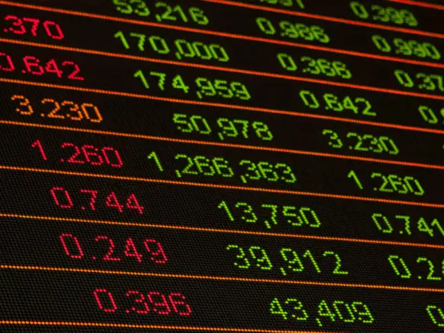 Akcje i obligacje co to: Kluczowe różnice, ryzyko i zyski