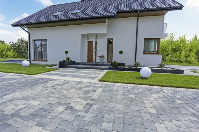 Jaki kolor kostki na podjazd? Trendy, praktyka i dopasowanie