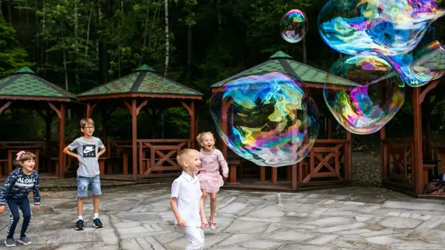 Co robić w górach? Od trekkingu po SPA pomysły na cały rok