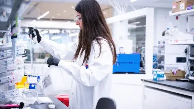 Lek na raka: Nowoczesne terapie i nadzieja dla pacjentów w Polsce