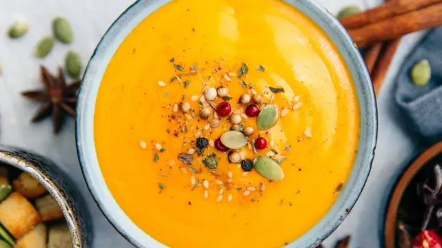 Zupa marchewkowa: Prosty przepis, zdrowe warianty i praktyczne porady