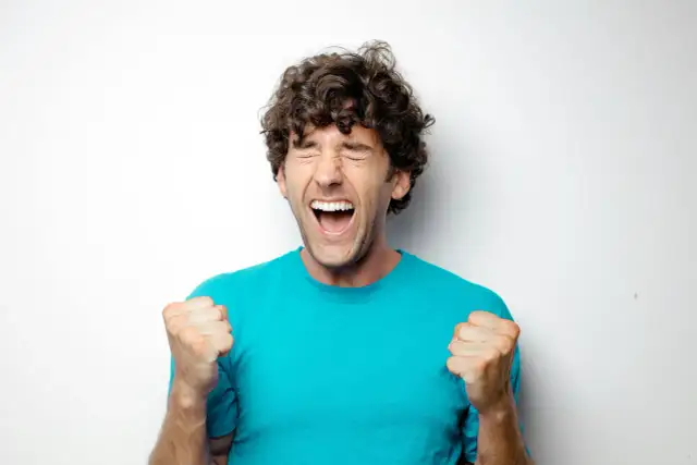 Emocje związane z ryzykiem i ich wpływ na decyzje ludzkie