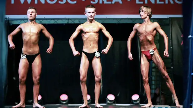 Rzeźbienie męskiej sylwetki: Plan, dieta, trening Odsłoń mięśnie!