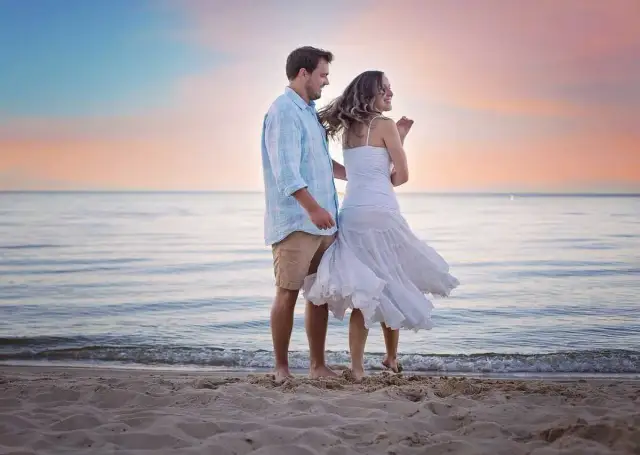 Dojrzały mężczyzna: Czy potrafi kochać? Jak rozpoznać jego uczucia?