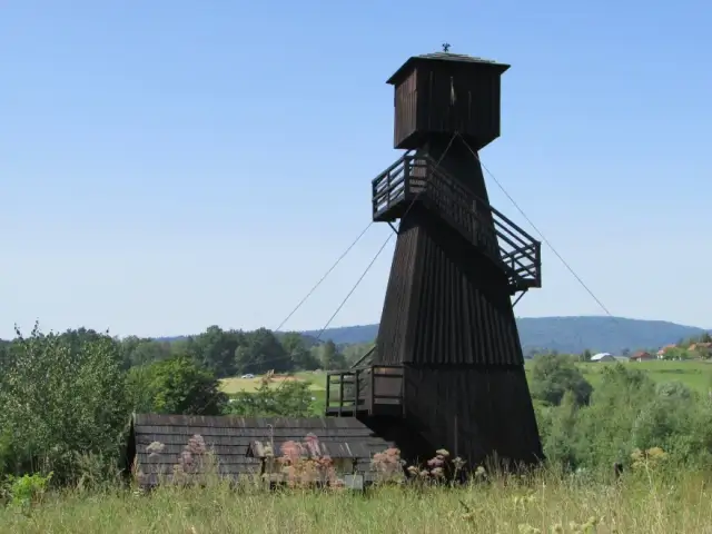 Skansen Gorlice - odkryj fascynującą historię wydobycia ropy naftowej