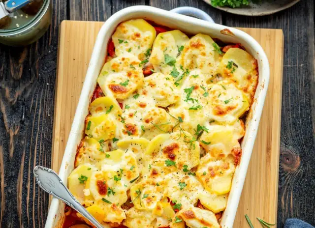 Wegańska zapiekanka ziemniaczana: Zrób ją perfekcyjnie!