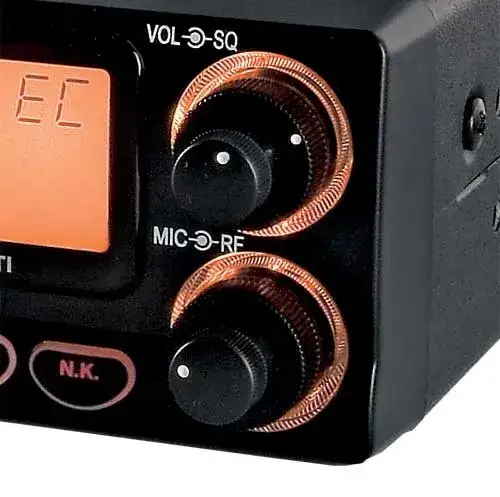 CB radio na AM czy FM: Która modulacja zapewnia lepszy zasięg?