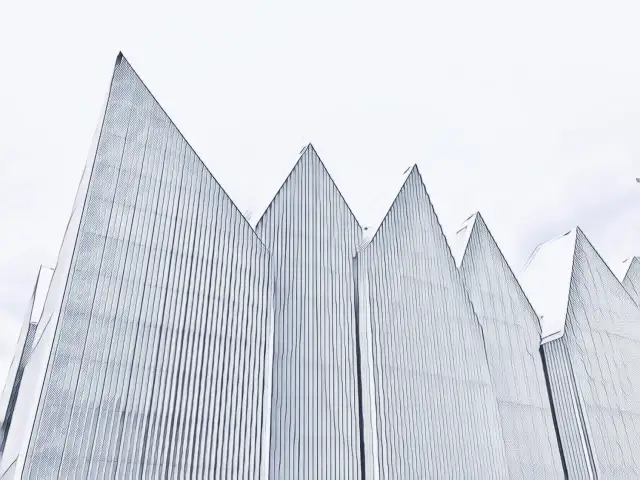 Z czego słynie Szczecin? Odkryj jego morskie serce i zielone płuca