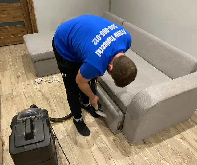 Ile zarabiacie na praniu tapicerek? Fakty, które zaskoczą każdego