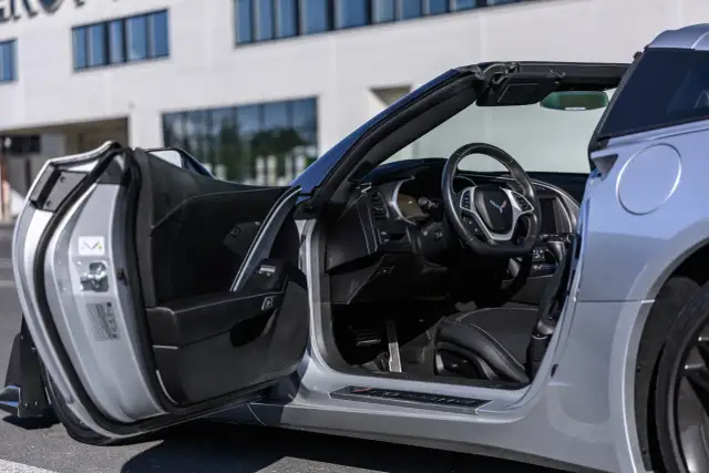 Jaką działalność pod wynajem auta do ślubu wybrać, aby odnieść sukces?