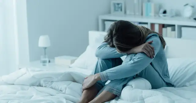 Przeciążenie psychiczne objawy – jak je rozpoznać i zrozumieć