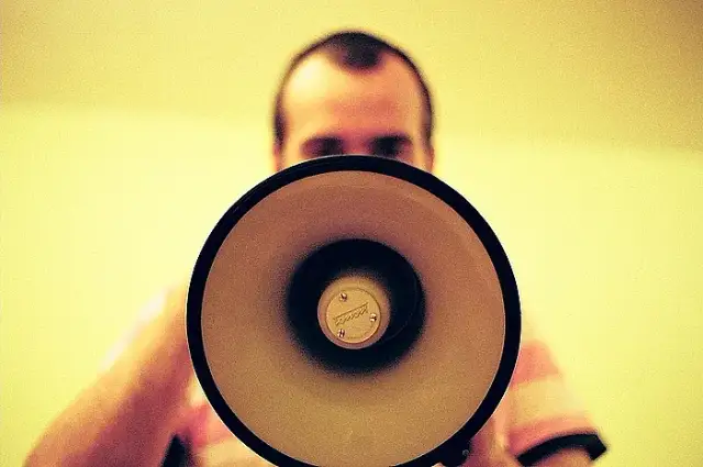 Czy zawsze należy mówić prawdę? Etyka kłamstwa w rozprawce