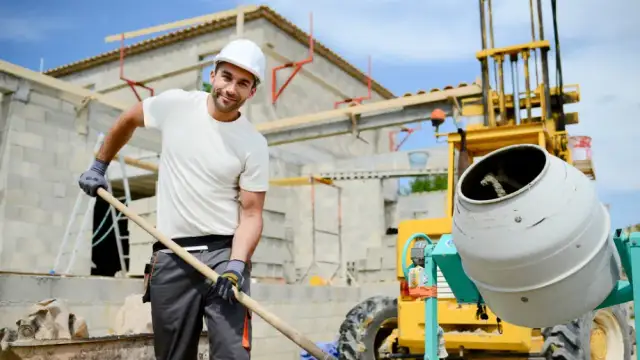 Jaką betoniarkę do domu wybrać, by uniknąć niepotrzebnych kosztów?