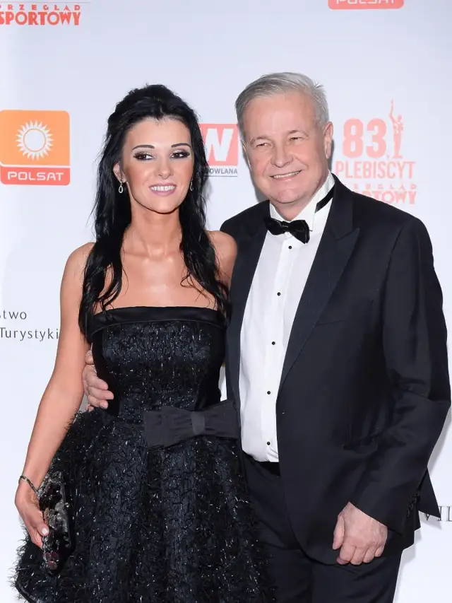 Ile lat ma partnerka Apoloniusza Tajnera? Zaskakująca prawda