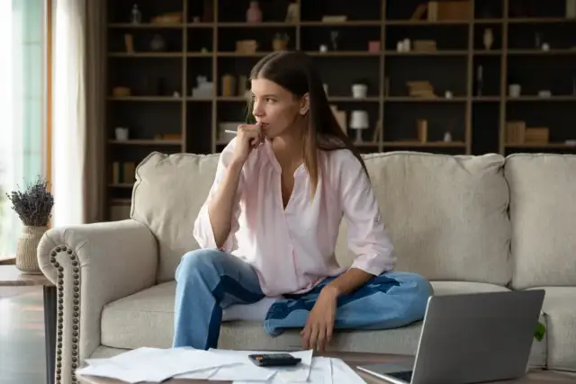 Ile można zarobić miesięcznie bez działalności? Sprawdź limity i możliwości