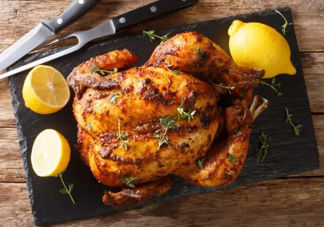 Ile kurczak powinien być w piekarniku? Poznaj kluczowe zasady pieczenia