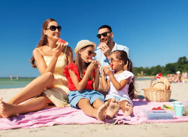 Gdzie nad polskie morze z dziećmi: najlepsze miejsca na wakacje