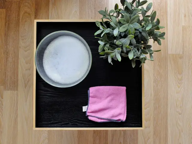 Jak myć duże okna bez smug? Mój przepis na idealny blask!