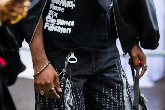 Opium style: Mroczna moda Gen Z. Jak nosić ten awangardowy trend?