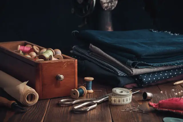 Jak cerować skarpetki, aby zaoszczędzić pieniądze i czas