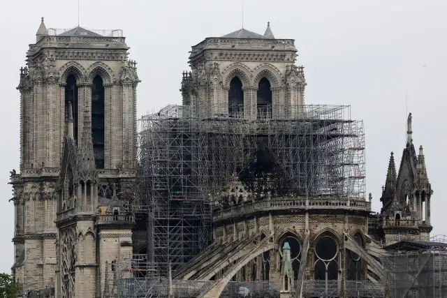 Notre-Dame w poezji: Kto pisał o katedrze? Wiersze i pożar 2019