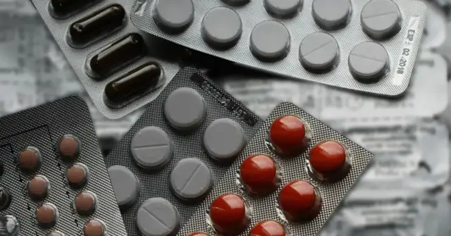 Czy można przewozić leki w bagażu podręcznym? Sprawdź zasady i ograniczenia