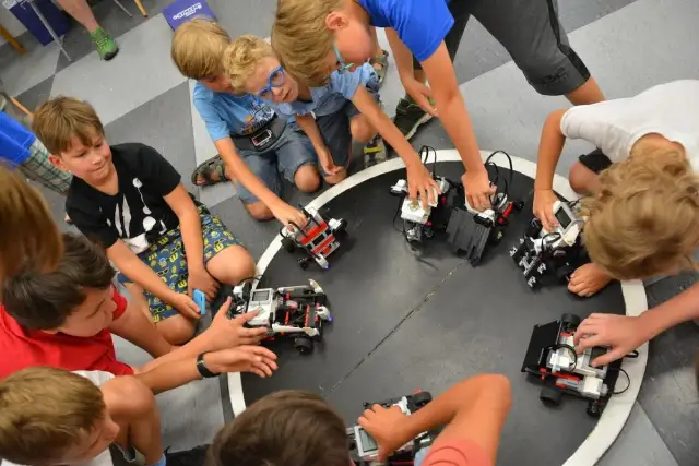 Zajęcia z robotyki dla dzieci: wybierz mądrze. Wiek, koszty, korzyści