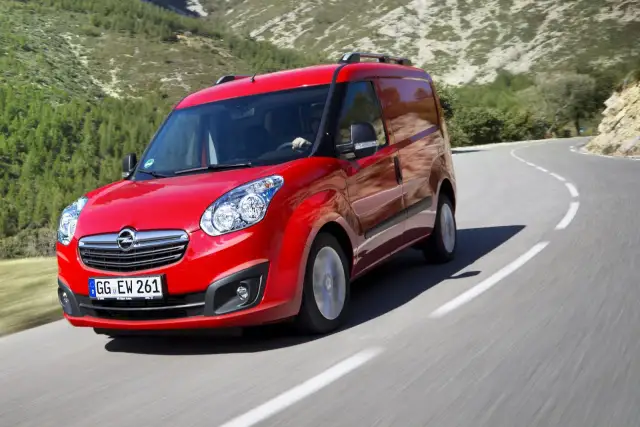 Najmniej awaryjny bus: Sprinter, Crafter czy Ducato? Wybierz mądrze!