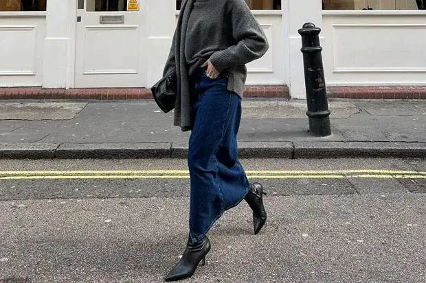 Jakie buty do jeansowej spódnicy – idealne stylizacje na każdą okazję