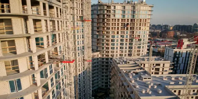 Ile deweloper zarabia na mieszkaniu? Zaskakujące fakty o zyskach