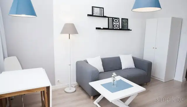 Mieszkanie w bloku na wsi: ile kosztuje i czy to opłacalne?