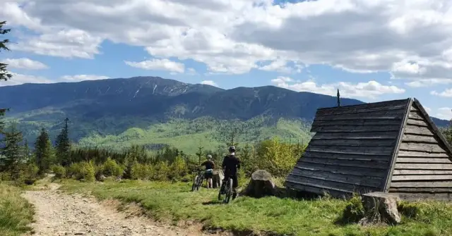 Trasy rowerowe w Zawoi: Odkryj najlepsze szlaki i uniknij trudności