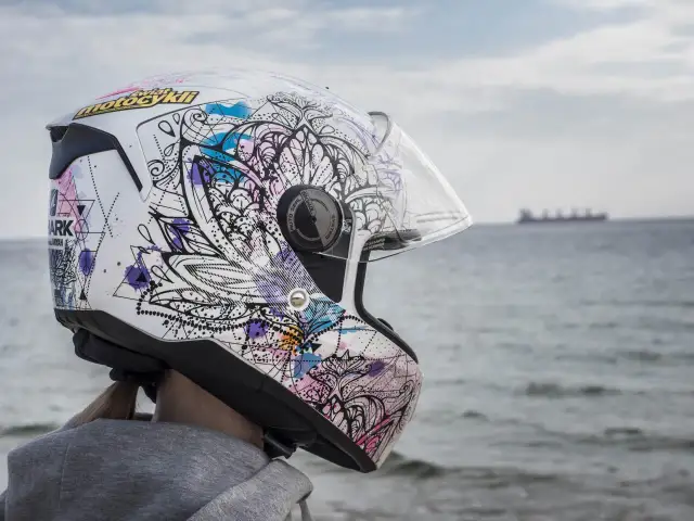 Jaki kask motocyklowy wybrać? Marki, ECE 22.06, porady eksperta