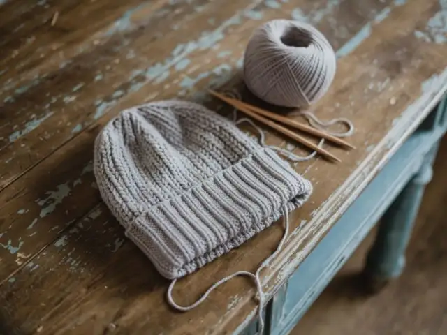 Ile motków wełny na czapkę? Poznaj wszystkie istotne czynniki i porady