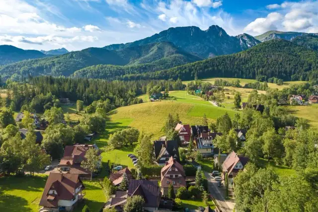 Bacówka Bukowina Tatrzańska - odkryj wyjątkowe noclegi i atrakcje