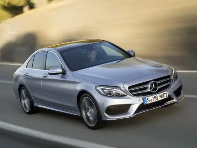 Mercedes C Klasa W205 – historia, specyfikacje, zalety i wady modelu