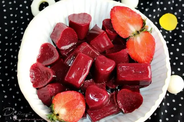 Jak zrobić domowe żelki z galaretki? Prosty przepis i porady!