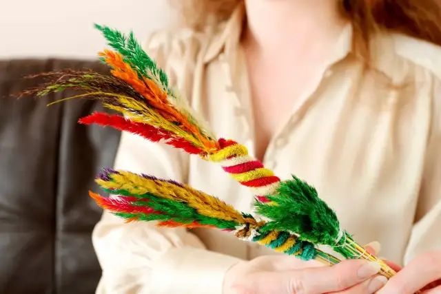 Palma wielkanocna DIY: Sekrety pięknej palmy krok po kroku