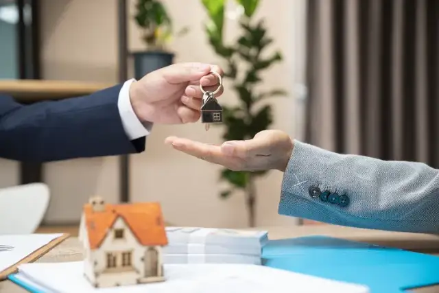 Jak rozliczyć sprzedaż mieszkania i uniknąć wysokiego podatku