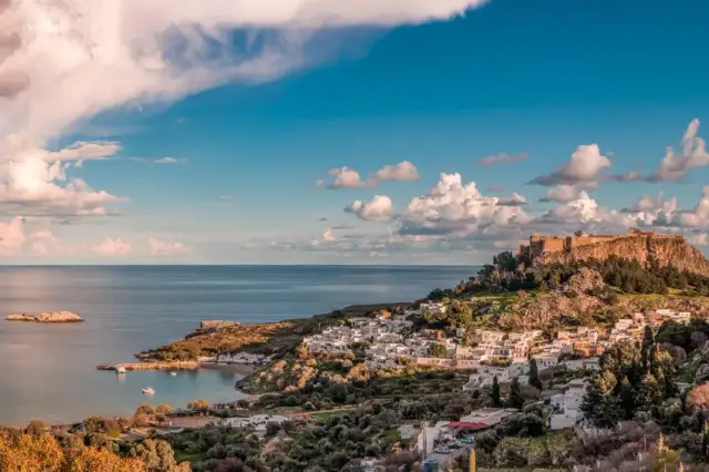 Lindos atrakcje: najpiękniejsze miejsca, które musisz zobaczyć