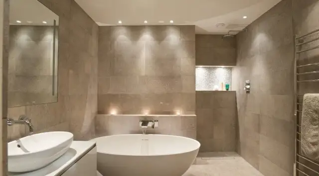 Jakie ledy do łazienki ciepłe czy zimne - wybierz idealne oświetlenie