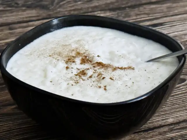 Ryż na mleku jak z dzieciństwa? Sprawdzony przepis i triki!